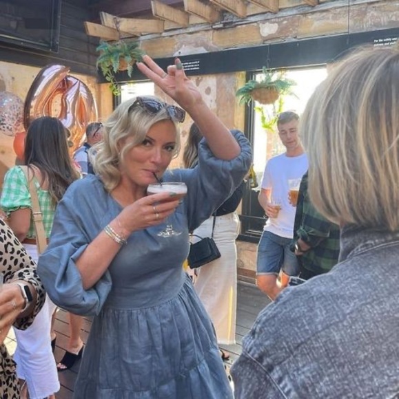 Meet your Posher, Lea-ann - Picture 1 of 1